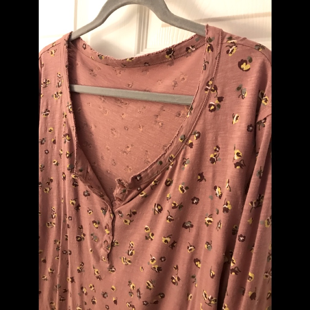 Long sleeved top